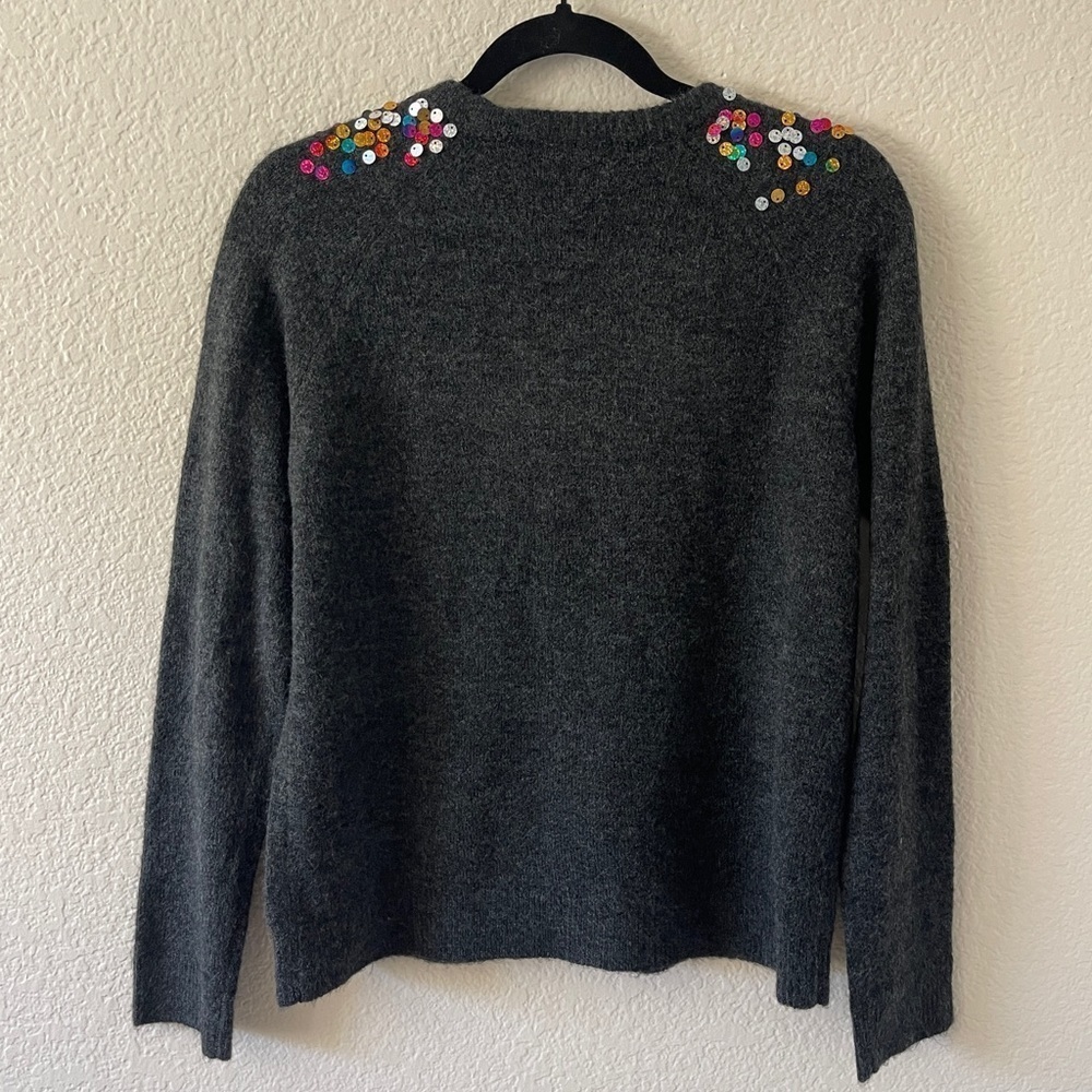 BIN#23 - 1901 Kidโs XL(14/16) Gray Sequined Pullover Sweater - Picture 5 of 6